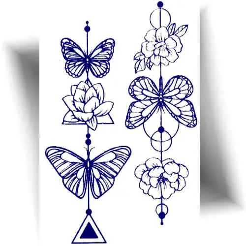 Un tatouage éphémère papillon et fleur au jagua, offrant une couleur bleu nuit réaliste, facile à appliquer. Il dure entre 8 et 15 jours.