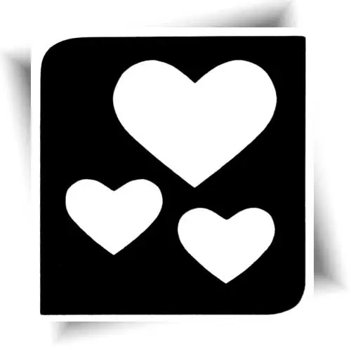 Pochoir tatouage love avec trois cœurs – tatouage temporaire pailleté sur le thème de l’amour.