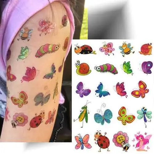 Planche de tatouages temporaires pour enfants avec insectes pailletés colorés : papillons, coccinelles, libellules et abeilles.
