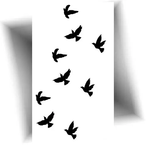 Tatouage éphémère hirondelle : petits oiseaux noirs en vol représentant la liberté et la chance, facile à appliquer et à retirer.